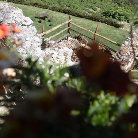 Charme In Perillis Bed & Breakfast Popoli Exterior photo