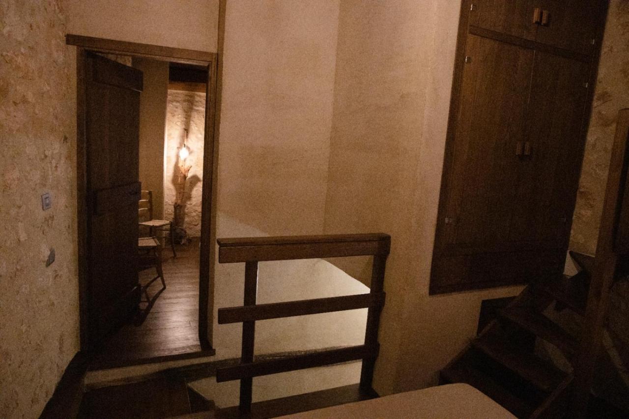 Charme In Perillis Bed & Breakfast Popoli Exterior photo