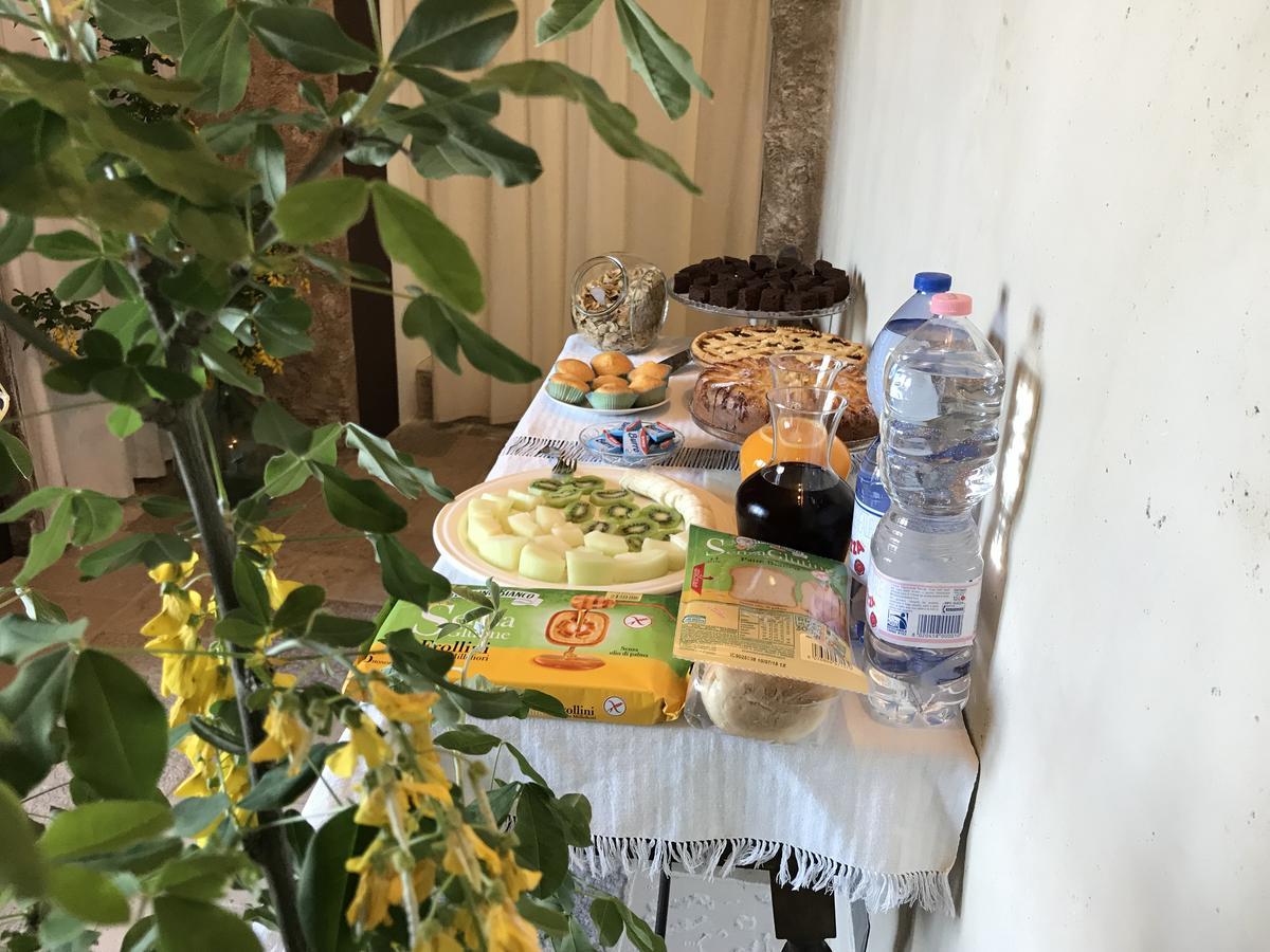 Charme In Perillis Bed & Breakfast Popoli Exterior photo
