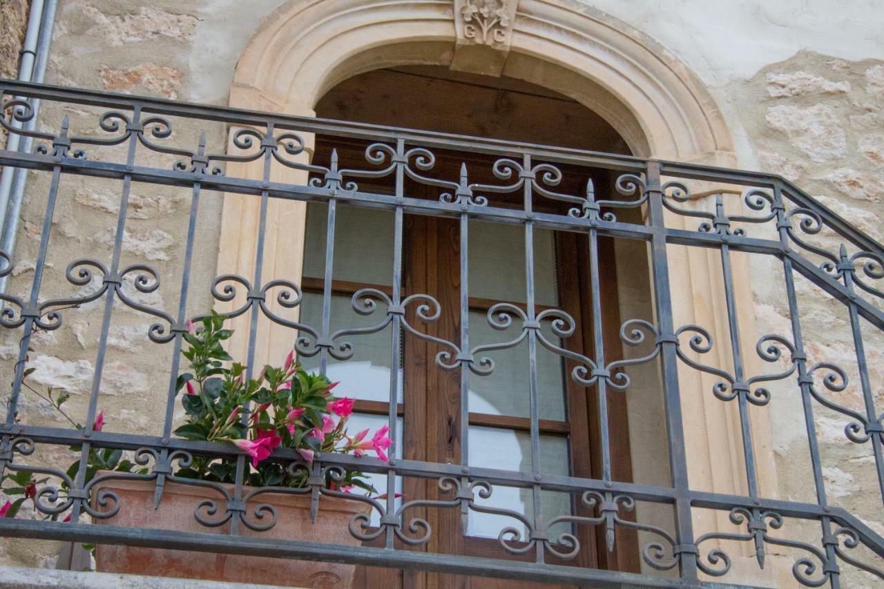 Charme In Perillis Bed & Breakfast Popoli Exterior photo